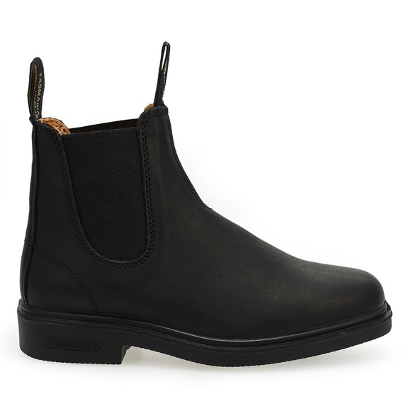 Blundstone Other - Blundstone #068 Chisel Toe Chelsea Boots
